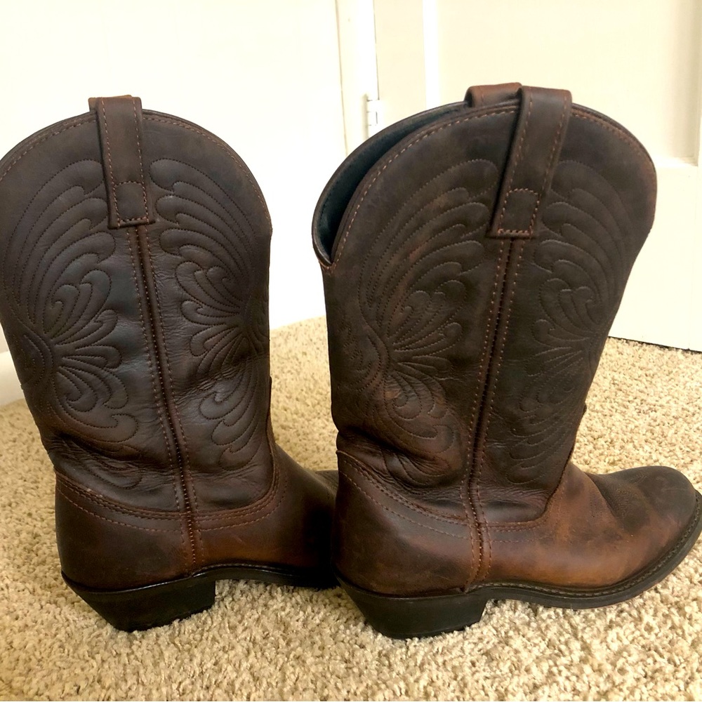 Women’s leather cowboy boots, Size 7W